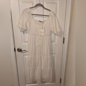 Leia n co dress. Size small. White.